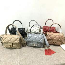 Picture of Valentino Handbags _SKUfw168474974fw